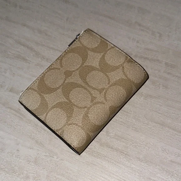 Coach Beige Signature Wallet - Picture 6 of 7